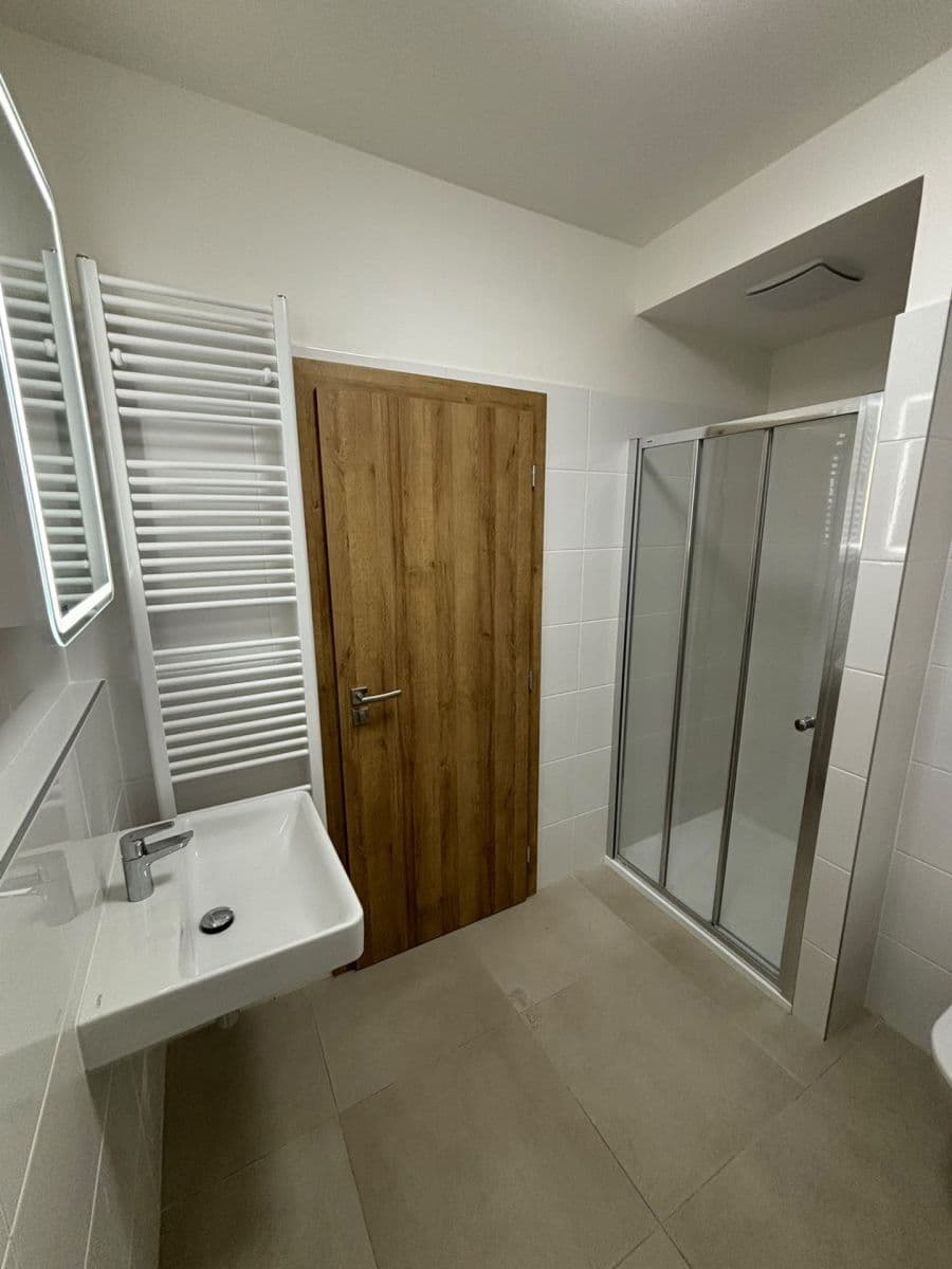 Pronájem bytu 2+kk 52 m², Nad Kolčavkou, Praha, Praha Pronájem bytu 2+kk 52 m², Nad Kolčavkou, Praha, Praha
