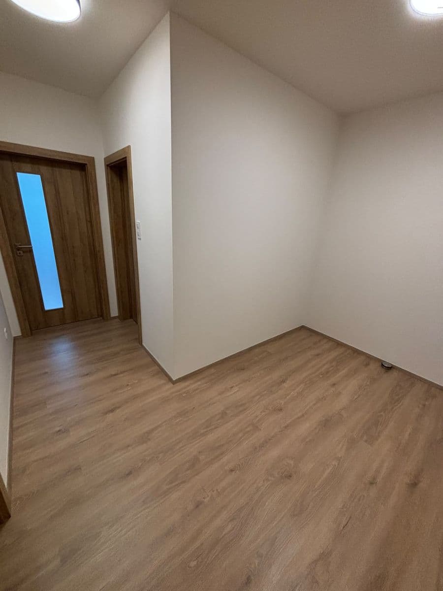 Pronájem bytu 2+kk 52 m², Nad Kolčavkou, Praha, Praha Pronájem bytu 2+kk 52 m², Nad Kolčavkou, Praha, Praha