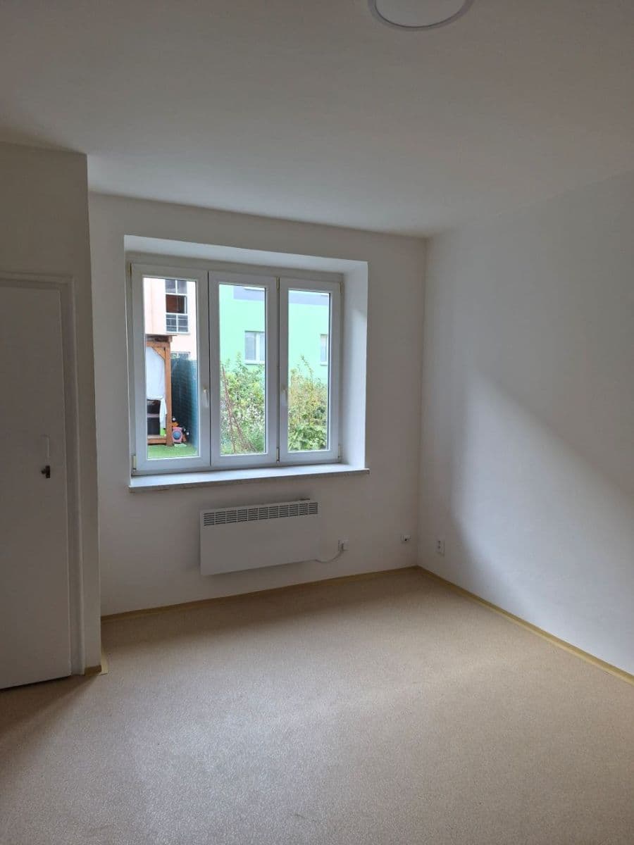 Pronájem bytu 2+kk 45 m², Střední, Brno, Jihomoravský kraj Pronájem bytu 2+kk 45 m², Střední, Brno, Jihomoravský kraj