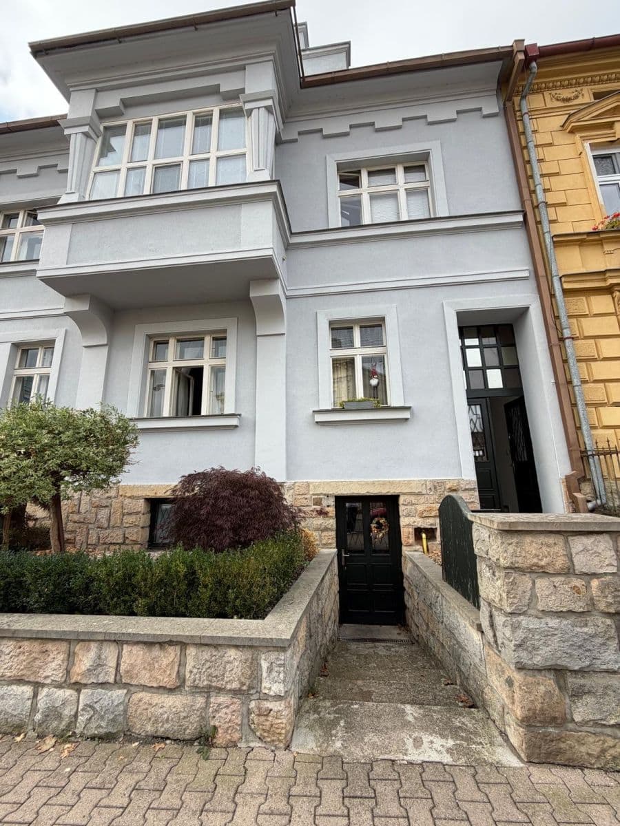 Pronájem nebytového prostoru 80 m², Kotkova, Dvůr Králové nad Labem, Královéhradecký kraj Pronájem nebytového prostoru 80 m², Kotkova, Dvůr Králové nad Labem, Královéhradecký kraj