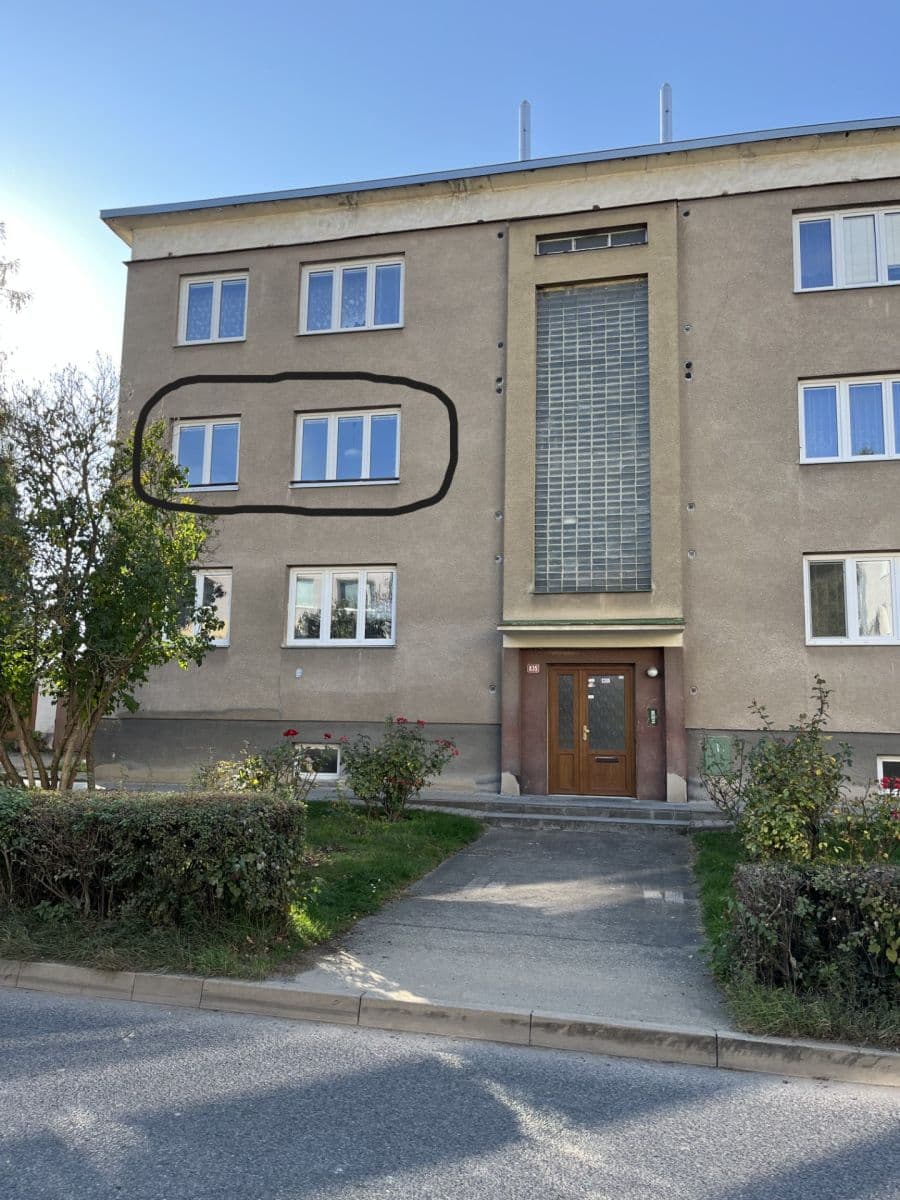 Pronájem bytu 2+1 50 m², Vašíčkova, Kladno, Středočeský kraj Pronájem bytu 2+1 50 m², Vašíčkova, Kladno, Středočeský kraj