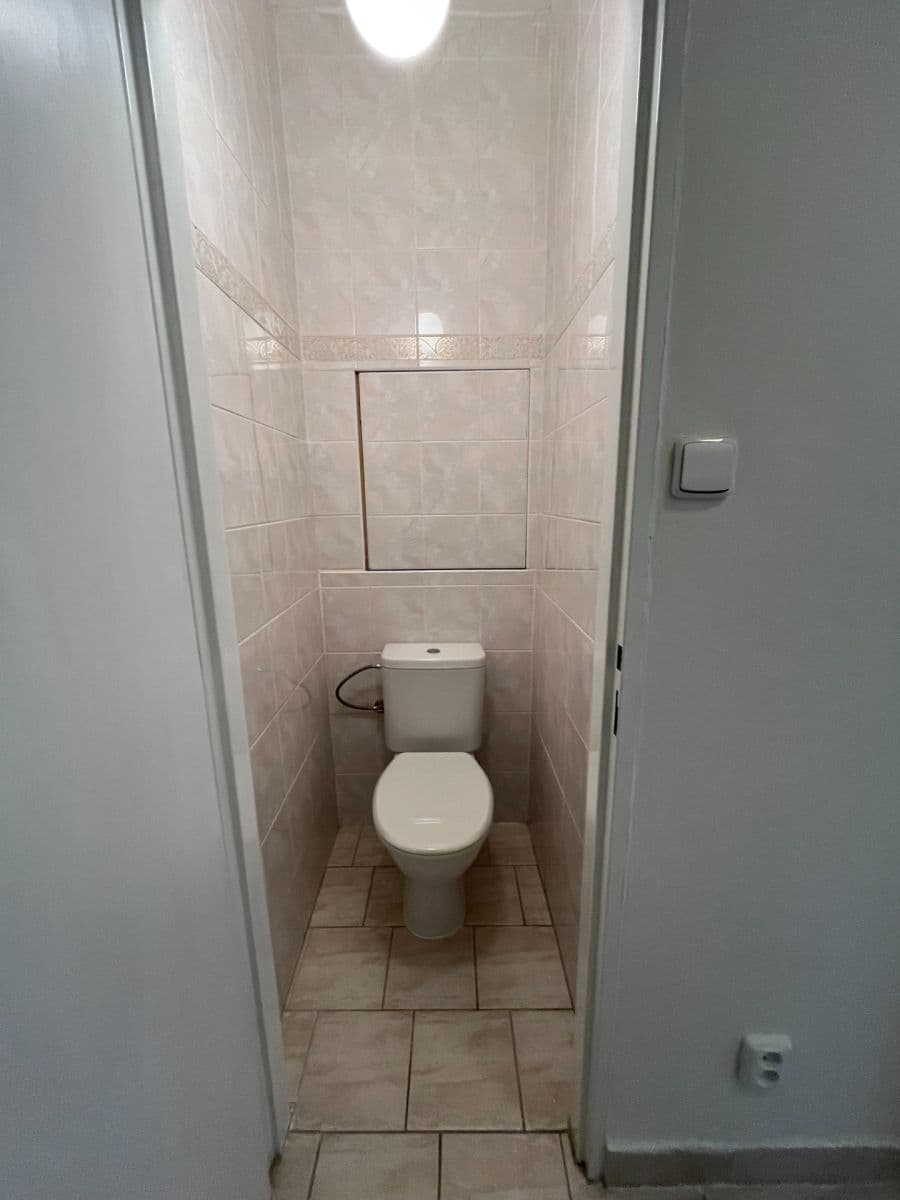 Pronájem bytu 2+1 50 m², Vašíčkova, Kladno, Středočeský kraj Pronájem bytu 2+1 50 m², Vašíčkova, Kladno, Středočeský kraj