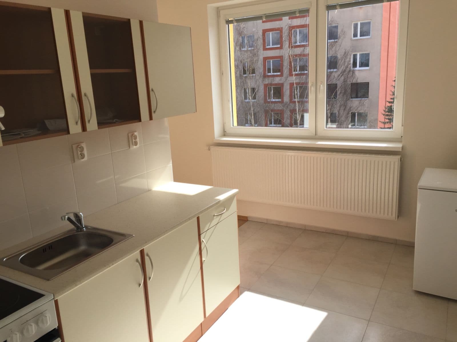 Pronájem bytu 2+kk 45 m², V Jamce, Rakovník, Středočeský kraj Pronájem bytu 2+kk 45 m², V Jamce, Rakovník, Středočeský kraj