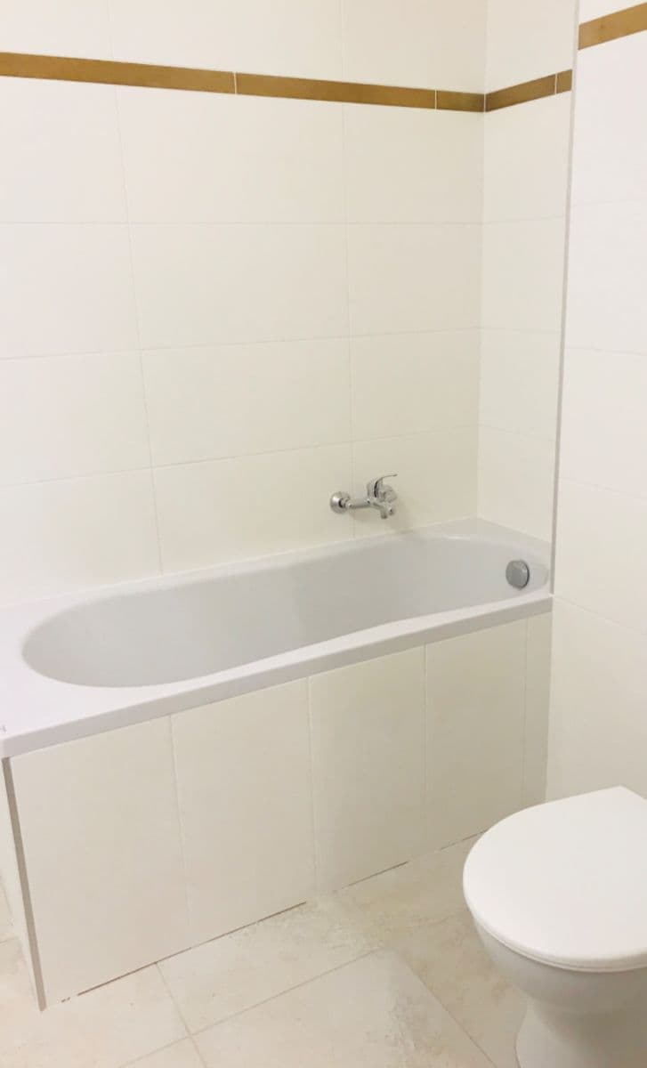 Pronájem bytu 2+kk 45 m², V Jamce, Rakovník, Středočeský kraj Pronájem bytu 2+kk 45 m², V Jamce, Rakovník, Středočeský kraj