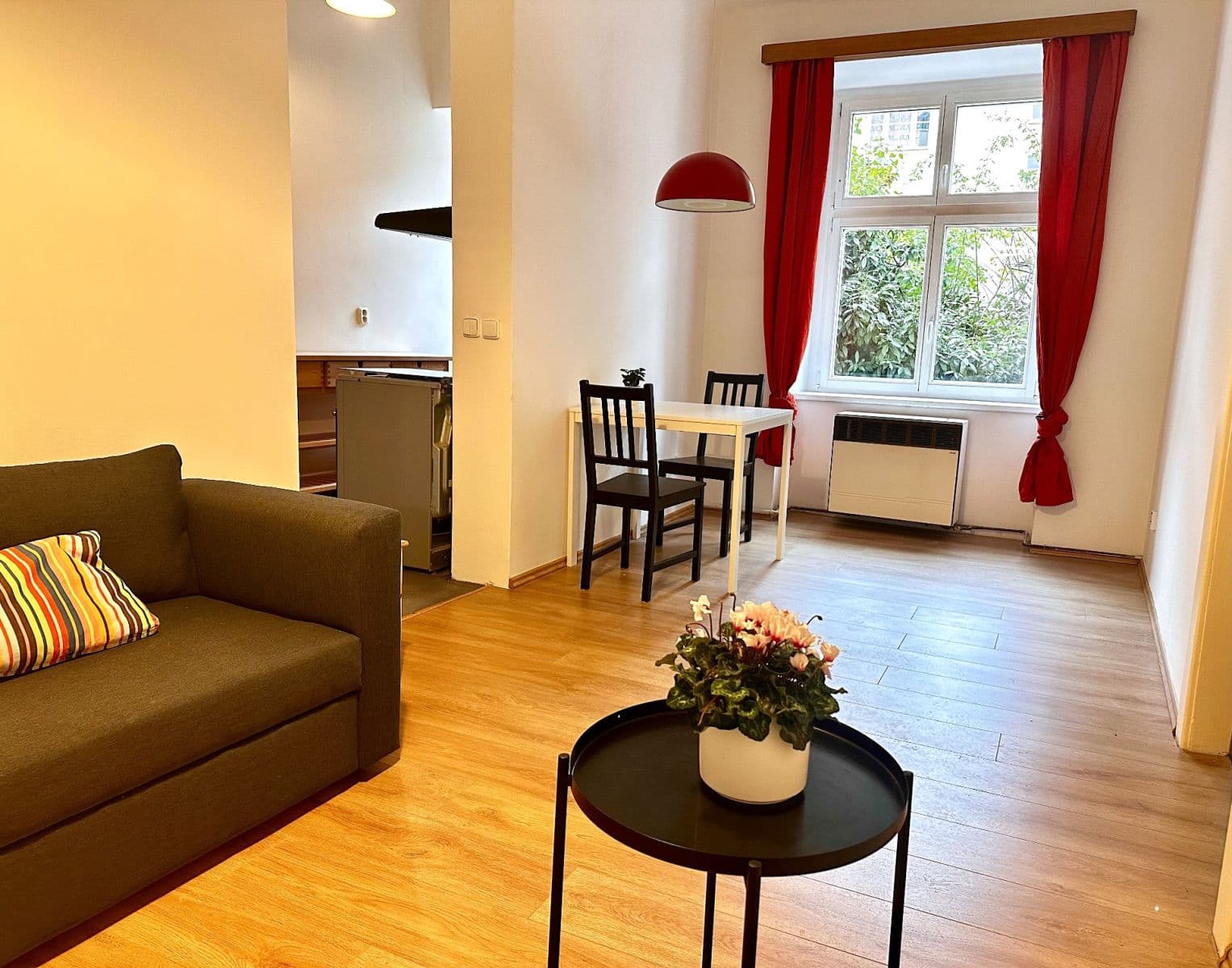Pronájem bytu 2+1 48 m², Jičínská, Praha, Praha Pronájem bytu 2+1 48 m², Jičínská, Praha, Praha