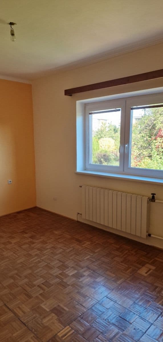 Prodej domu 1 m², pozemek 925 m², Řadová, Buchlovice, Zlínský kraj Prodej domu 1 m², pozemek 925 m², Řadová, Buchlovice, Zlínský kraj