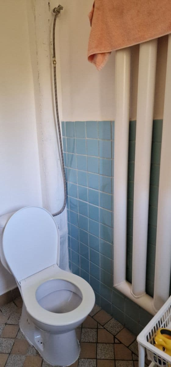Prodej domu 1 m², pozemek 925 m², Řadová, Buchlovice, Zlínský kraj Prodej domu 1 m², pozemek 925 m², Řadová, Buchlovice, Zlínský kraj