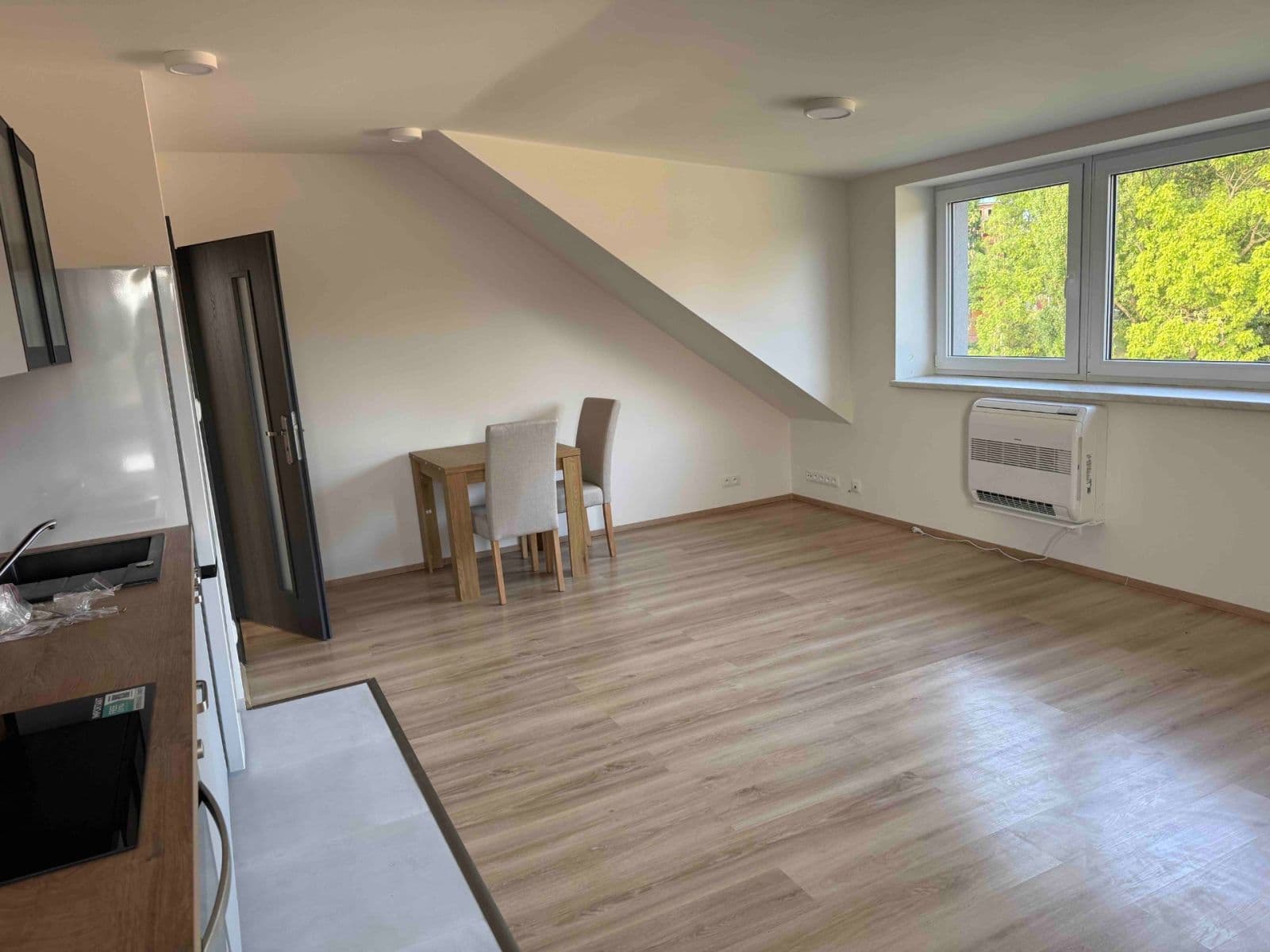 Pronájem bytu 3+kk 56 m², U Zvoničky, Bobnice, Středočeský kraj Pronájem bytu 3+kk 56 m², U Zvoničky, Bobnice, Středočeský kraj