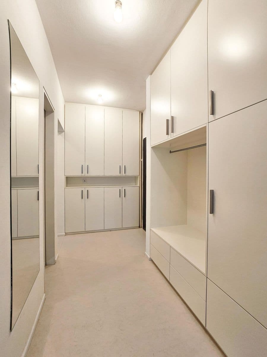 Pronájem bytu 4+kk 92 m², Na Rozdílu, Praha, Praha Pronájem bytu 4+kk 92 m², Na Rozdílu, Praha, Praha
