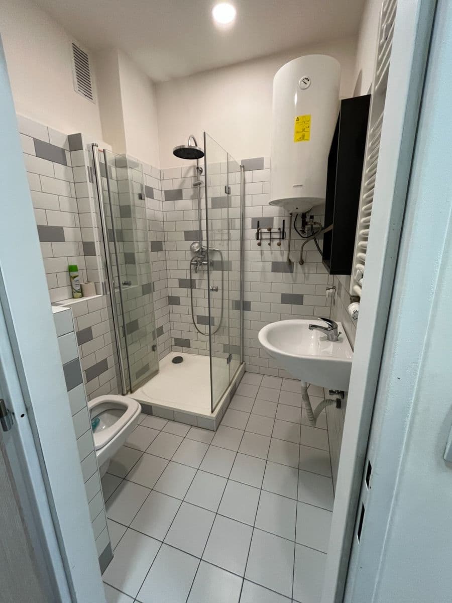 Pronájem bytu 1+1 35 m², Cimburkova, Praha, Praha Pronájem bytu 1+1 35 m², Cimburkova, Praha, Praha