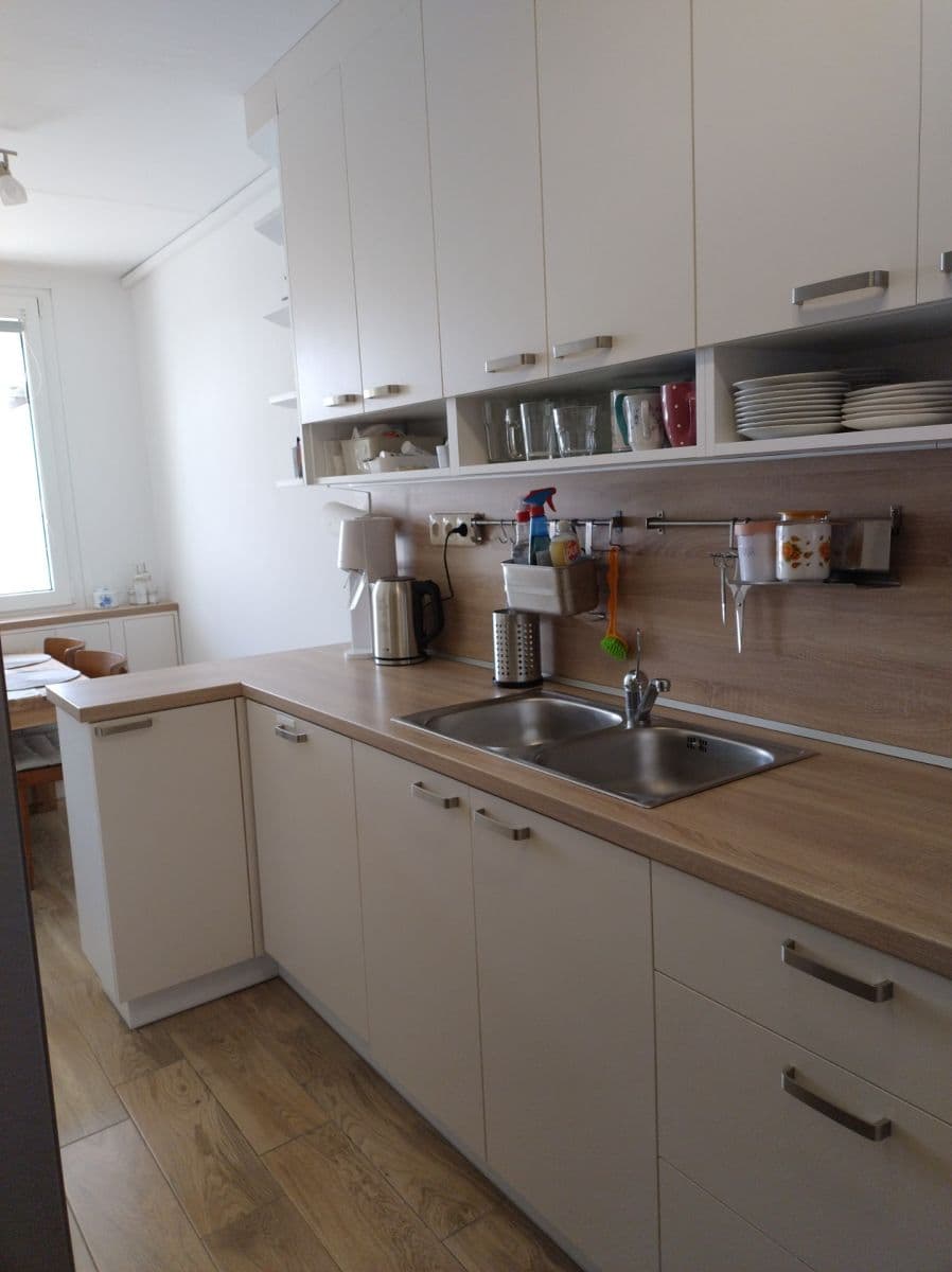Pronájem bytu 80 m², Růženínská, Praha, Praha Pronájem bytu 80 m², Růženínská, Praha, Praha