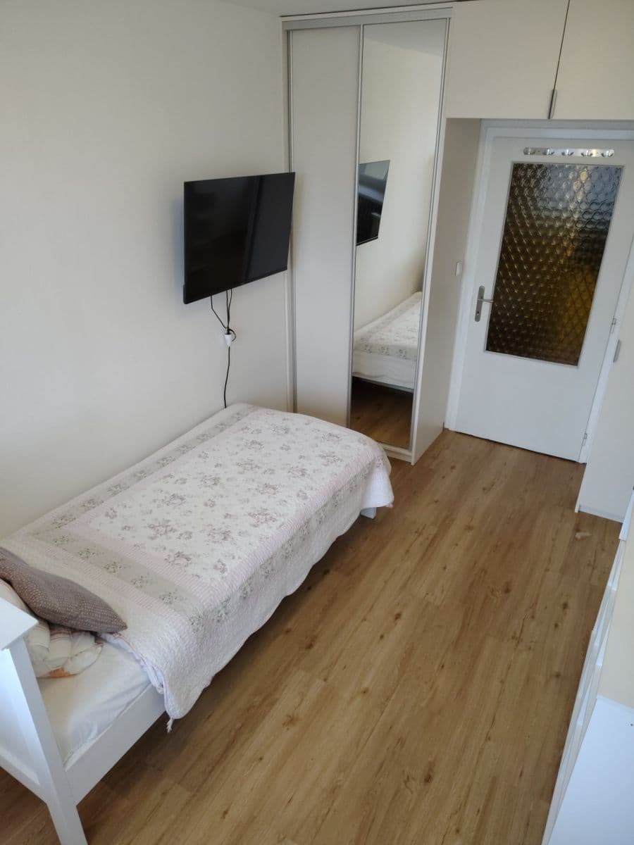 Pronájem bytu 80 m², Růženínská, Praha, Praha Pronájem bytu 80 m², Růženínská, Praha, Praha