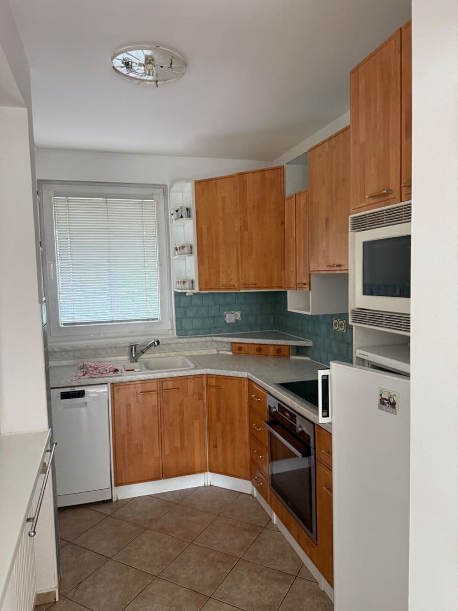 Pronájem domu 120 m², pozemek 306 m², Petra Fastra, Říčany, Středočeský kraj Pronájem domu 120 m², pozemek 306 m², Petra Fastra, Říčany, Středočeský kraj