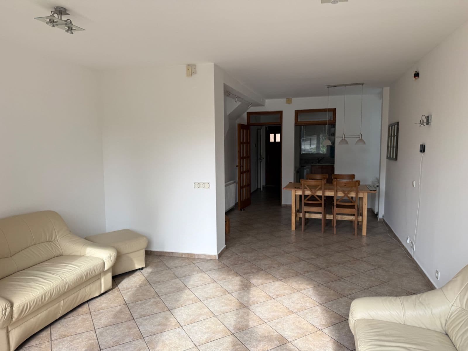 Pronájem domu 120 m², pozemek 306 m², Petra Fastra, Říčany, Středočeský kraj Pronájem domu 120 m², pozemek 306 m², Petra Fastra, Říčany, Středočeský kraj