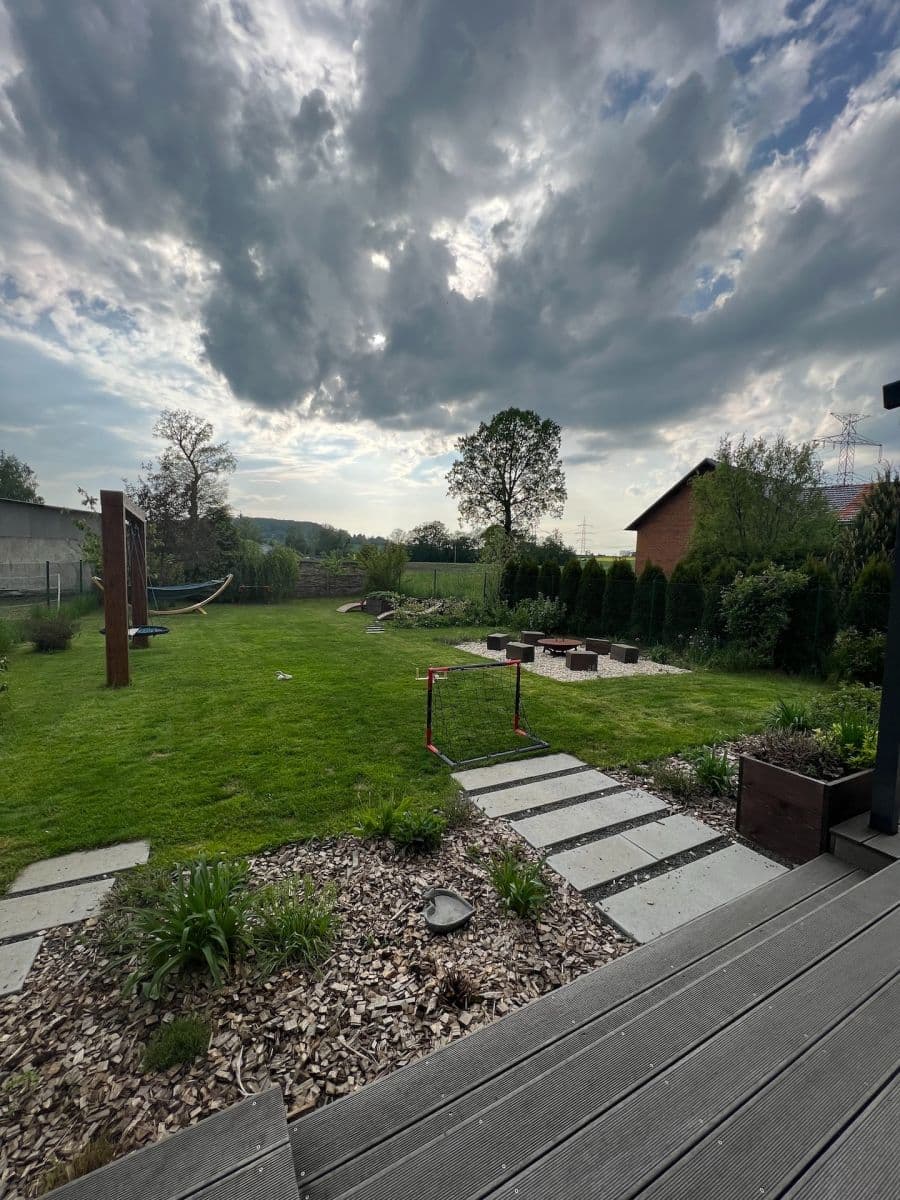Prodej domu 157 m², pozemek 710 m², Dukelská, Šenov u Nového Jičína, Moravskoslezský kraj Prodej domu 157 m², pozemek 710 m², Dukelská, Šenov u Nového Jičína, Moravskoslezský kraj