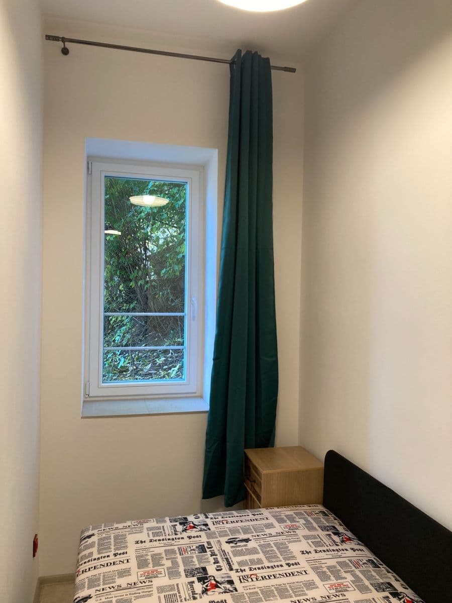 Pronájem bytu 1+kk 31 m², V Břízkách, Praha, Praha Pronájem bytu 1+kk 31 m², V Břízkách, Praha, Praha