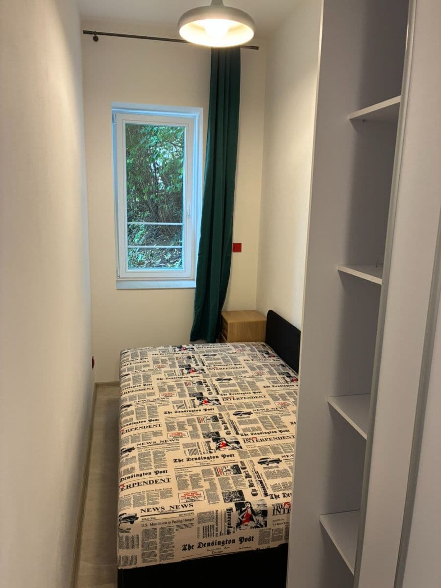 Pronájem bytu 1+kk 31 m², V Břízkách, Praha, Praha Pronájem bytu 1+kk 31 m², V Břízkách, Praha, Praha