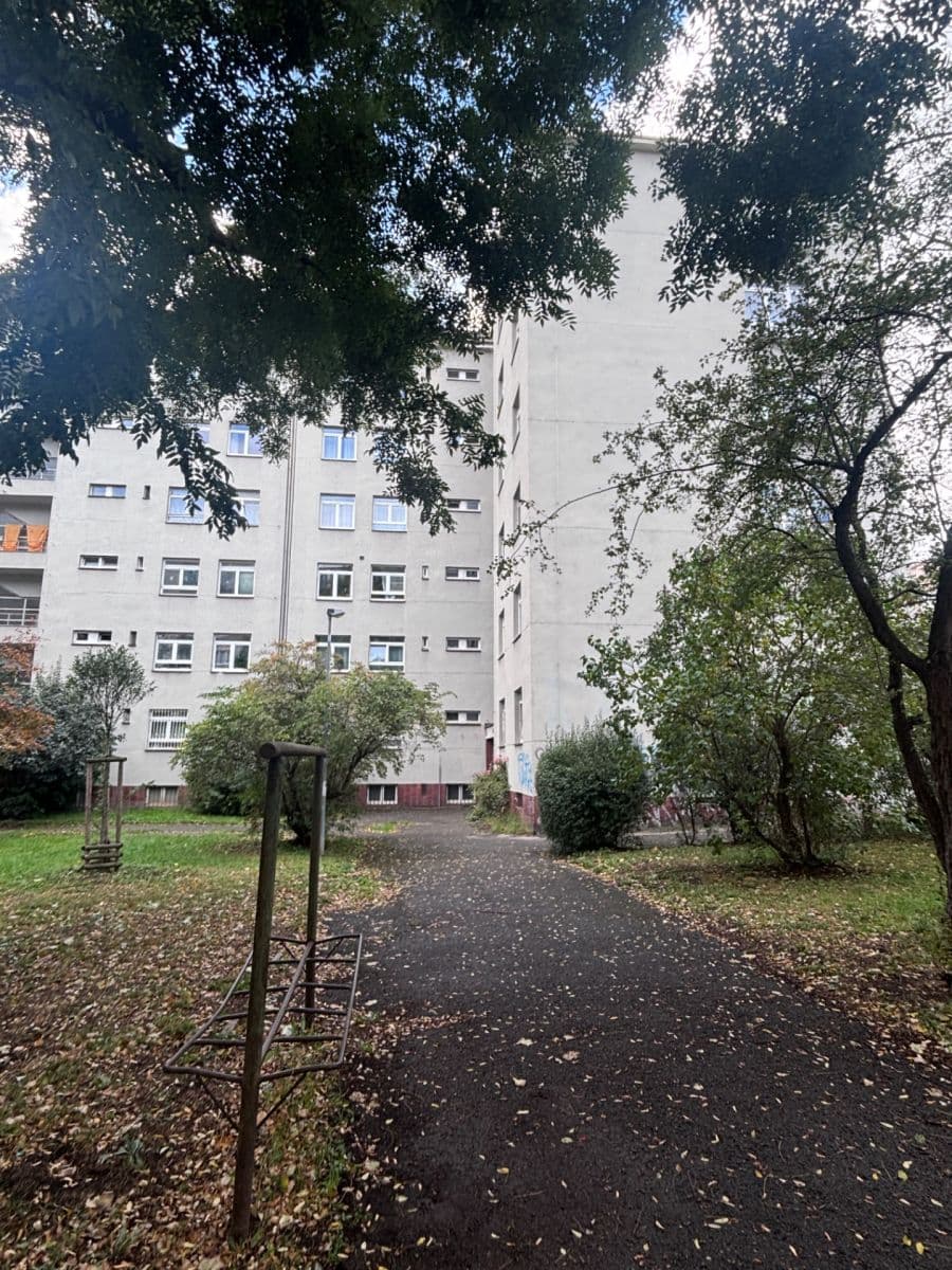 Pronájem bytu 1+1 43 m², Karpatská, Praha, Praha Pronájem bytu 1+1 43 m², Karpatská, Praha, Praha