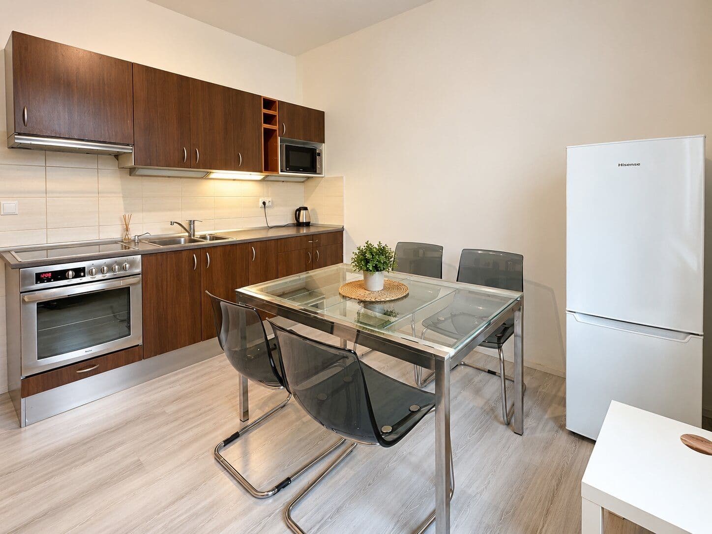 Pronájem bytu 1+1 38 m², Sportovní, Praha, Praha Pronájem bytu 1+1 38 m², Sportovní, Praha, Praha