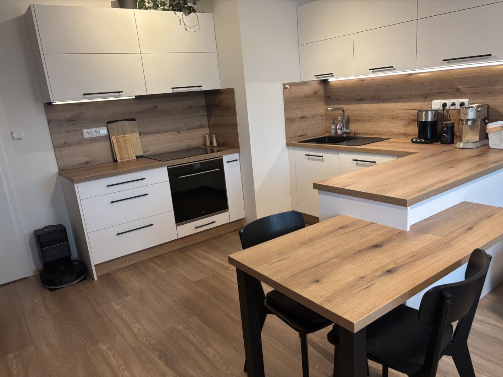 Prodej bytu 2+kk 54 m², Huppnerova, Praha, Praha Prodej bytu 2+kk 54 m², Huppnerova, Praha, Praha