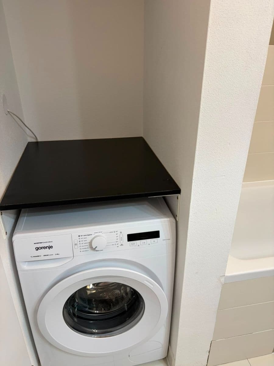 Pronájem bytu 2+1 54 m², Veterná, Trnava, Trnavský kraj Pronájem bytu 2+1 54 m², Veterná, Trnava, Trnavský kraj
