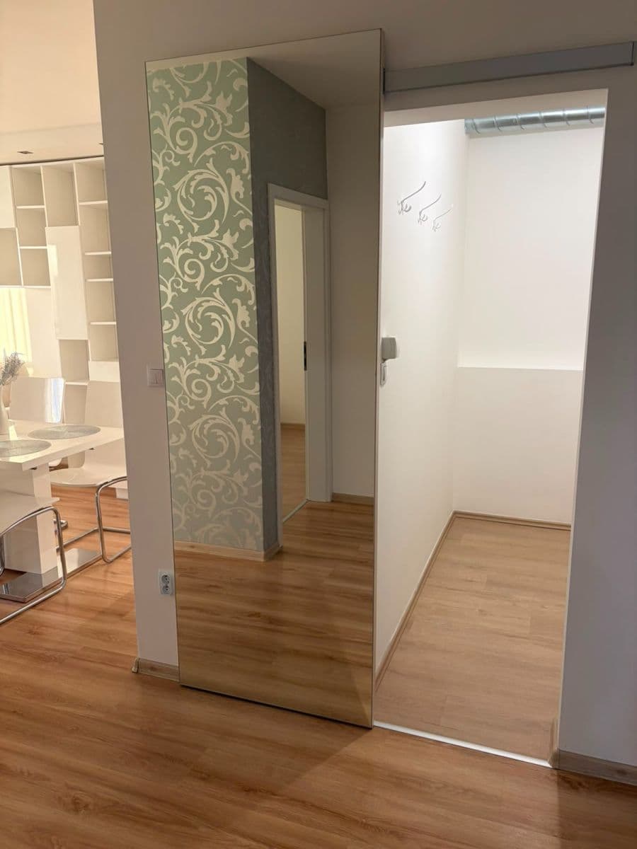 Pronájem bytu 2+1 54 m², Veterná, Trnava, Trnavský kraj Pronájem bytu 2+1 54 m², Veterná, Trnava, Trnavský kraj