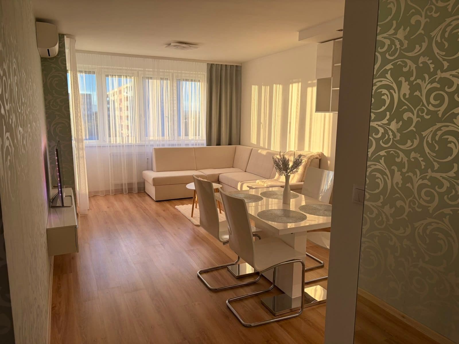 Pronájem bytu 2+1 54 m², Veterná, Trnava, Trnavský kraj Pronájem bytu 2+1 54 m², Veterná, Trnava, Trnavský kraj