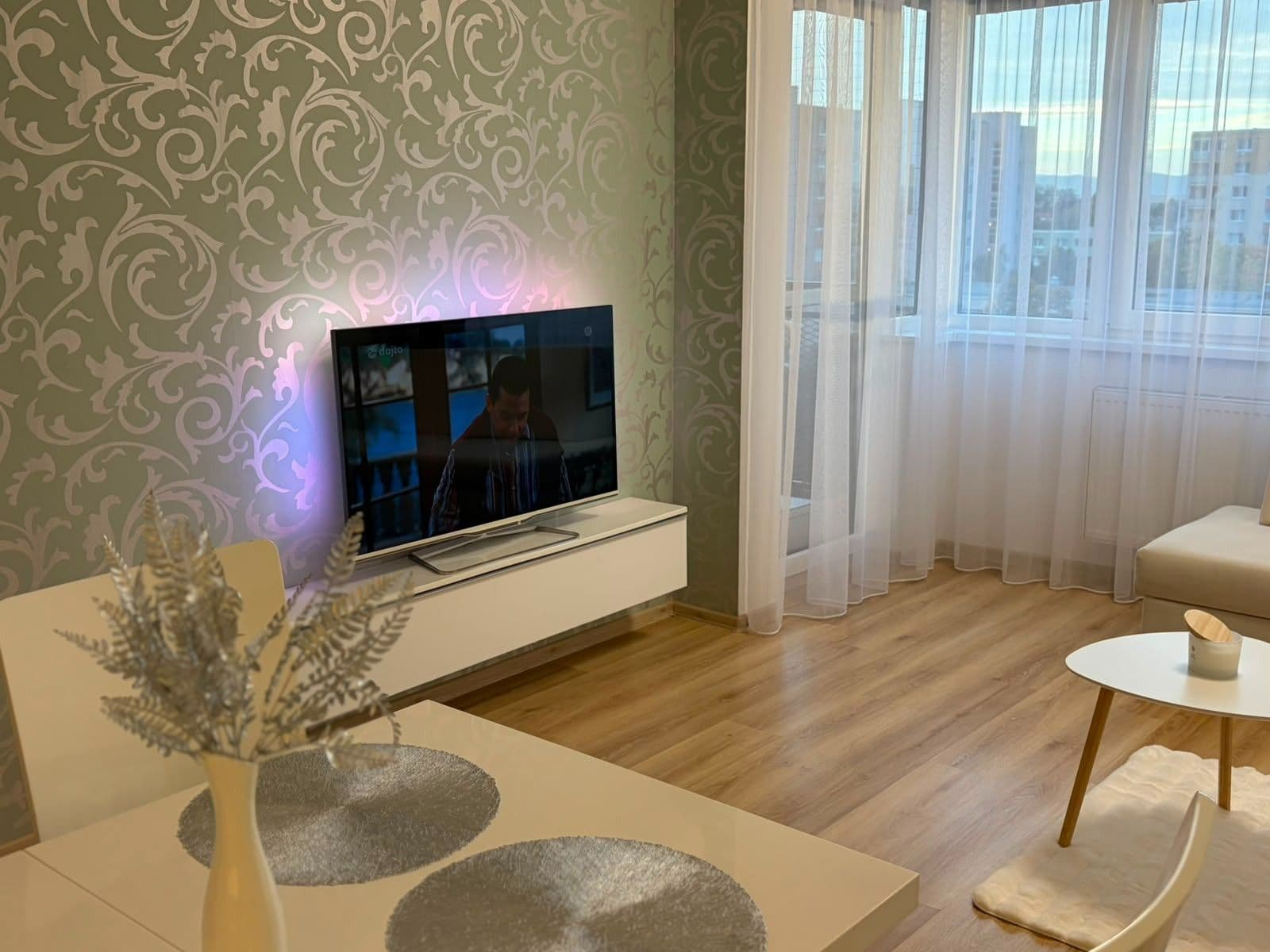 Pronájem bytu 2+1 54 m², Veterná, Trnava, Trnavský kraj Pronájem bytu 2+1 54 m², Veterná, Trnava, Trnavský kraj