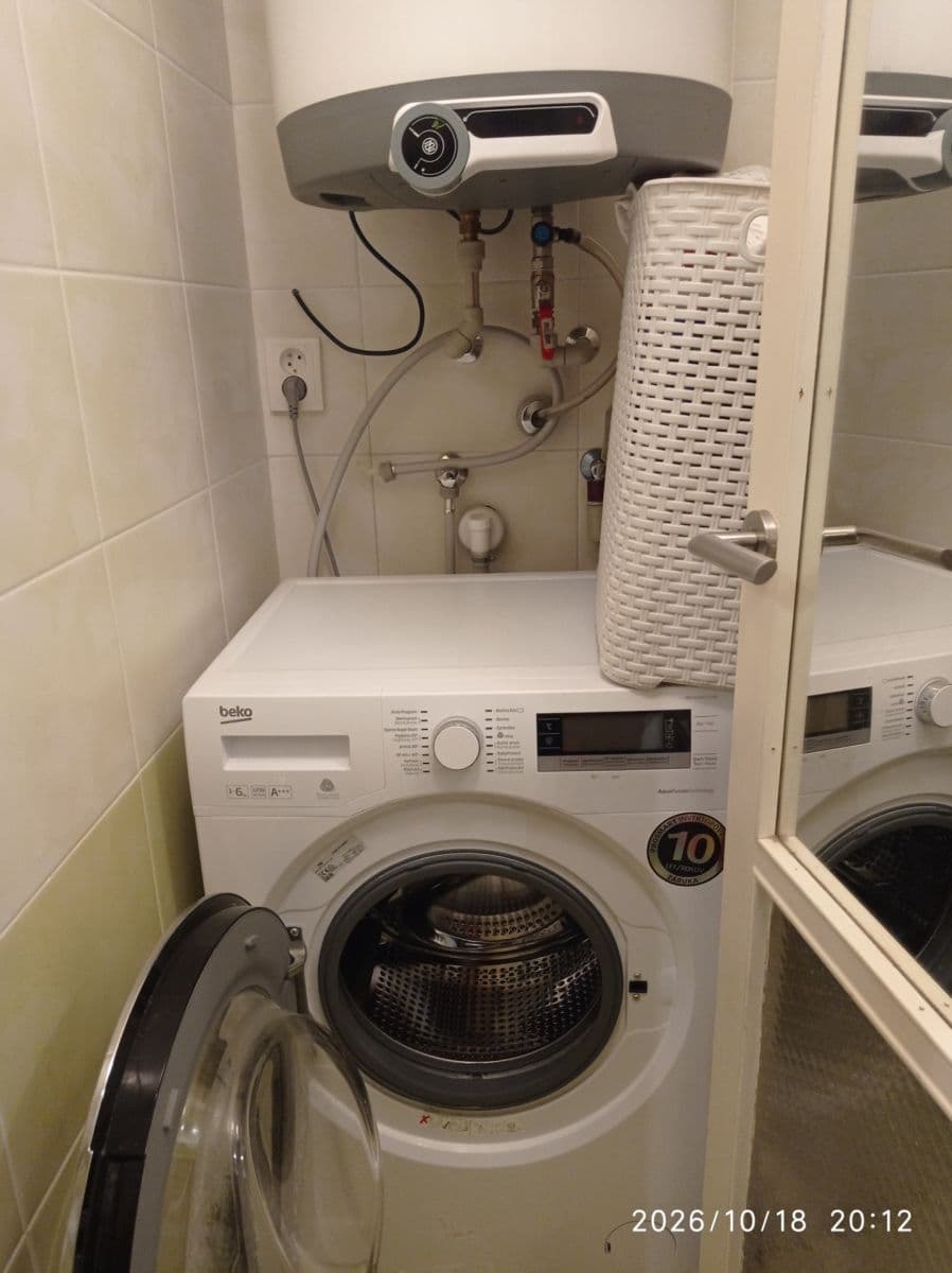 Prodej bytu 3+kk 50 m², Jabloňová, Chrudim, Pardubický kraj Prodej bytu 3+kk 50 m², Jabloňová, Chrudim, Pardubický kraj