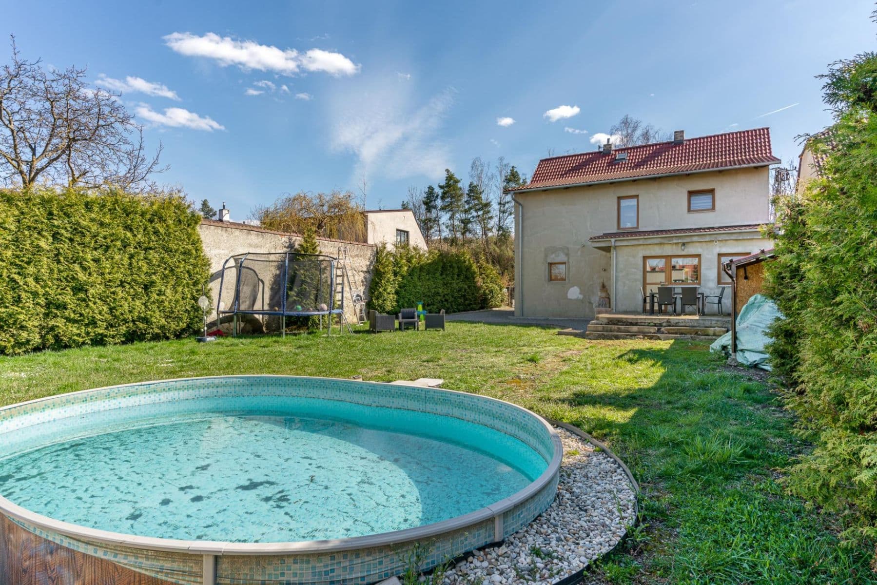 Pronájem domu 148 m², pozemek 554 m², Vinařice, Středočeský kraj Pronájem domu 148 m², pozemek 554 m², Vinařice, Středočeský kraj