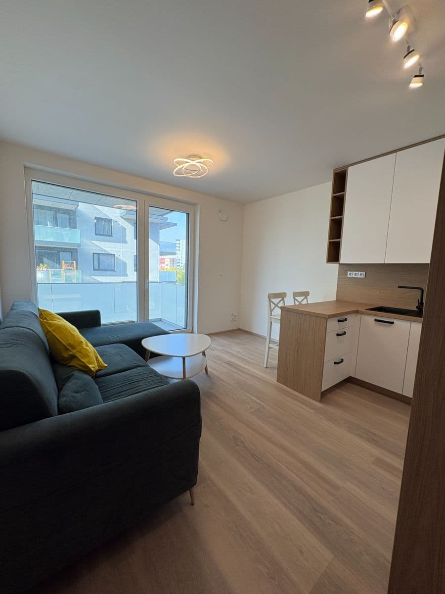 Pronájem bytu 2+kk 43 m², Čakovická, Praha, Praha Pronájem bytu 2+kk 43 m², Čakovická, Praha, Praha