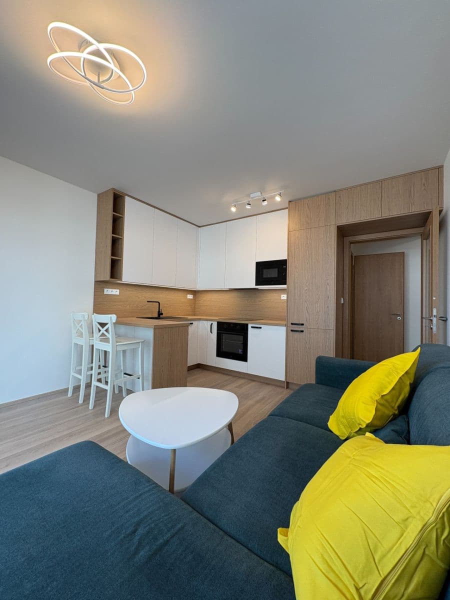 Pronájem bytu 2+kk 43 m², Čakovická, Praha, Praha Pronájem bytu 2+kk 43 m², Čakovická, Praha, Praha