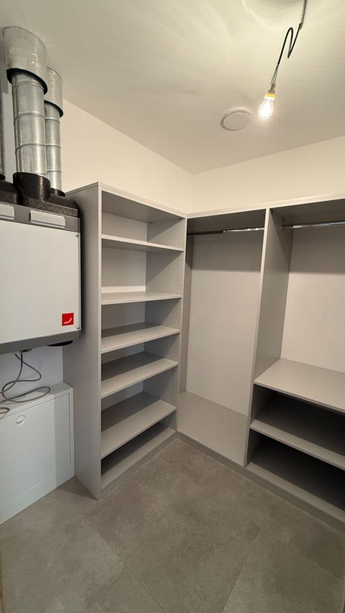 Pronájem bytu 2+kk 55 m², U Engerthu, Kladno, Středočeský kraj Pronájem bytu 2+kk 55 m², U Engerthu, Kladno, Středočeský kraj