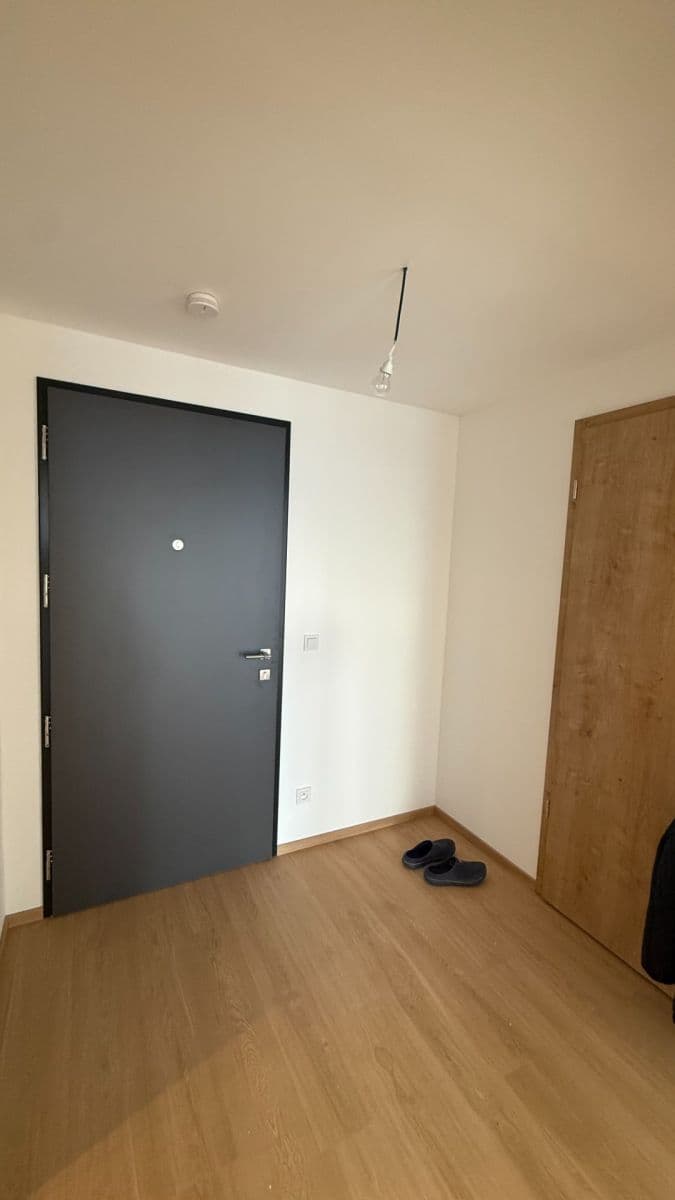 Pronájem bytu 2+kk 55 m², U Engerthu, Kladno, Středočeský kraj Pronájem bytu 2+kk 55 m², U Engerthu, Kladno, Středočeský kraj