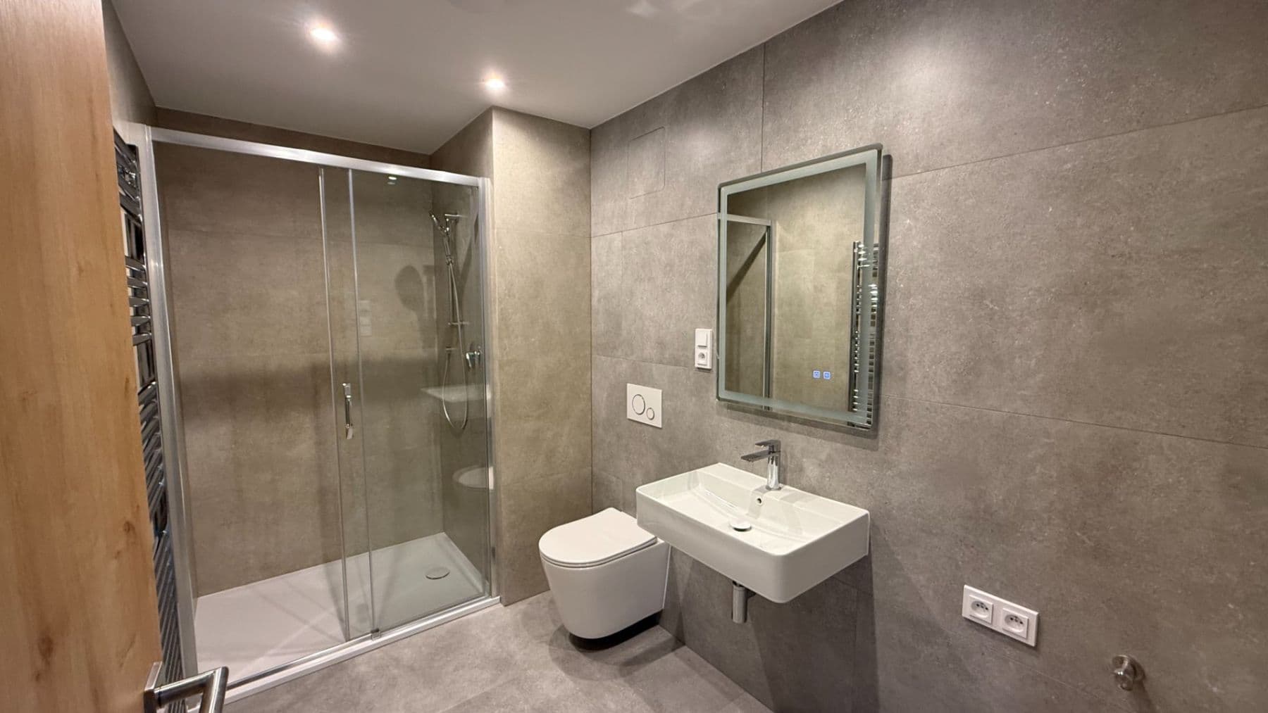 Pronájem bytu 2+kk 55 m², U Engerthu, Kladno, Středočeský kraj Pronájem bytu 2+kk 55 m², U Engerthu, Kladno, Středočeský kraj