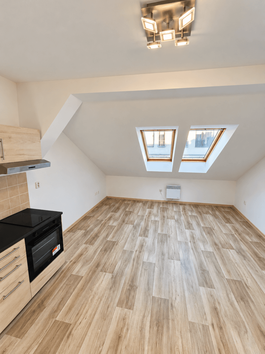 Pronájem bytu 1+kk 34 m², Vlhká, Brno, Jihomoravský kraj Pronájem bytu 1+kk 34 m², Vlhká, Brno, Jihomoravský kraj