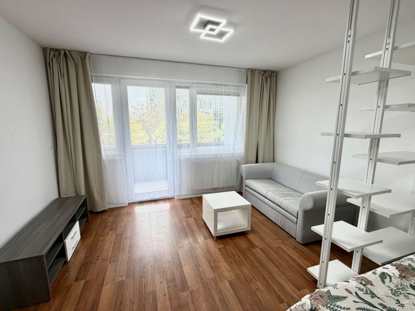 Prodej bytu 1+kk 38 m², Babická, Praha, Praha Prodej bytu 1+kk 38 m², Babická, Praha, Praha