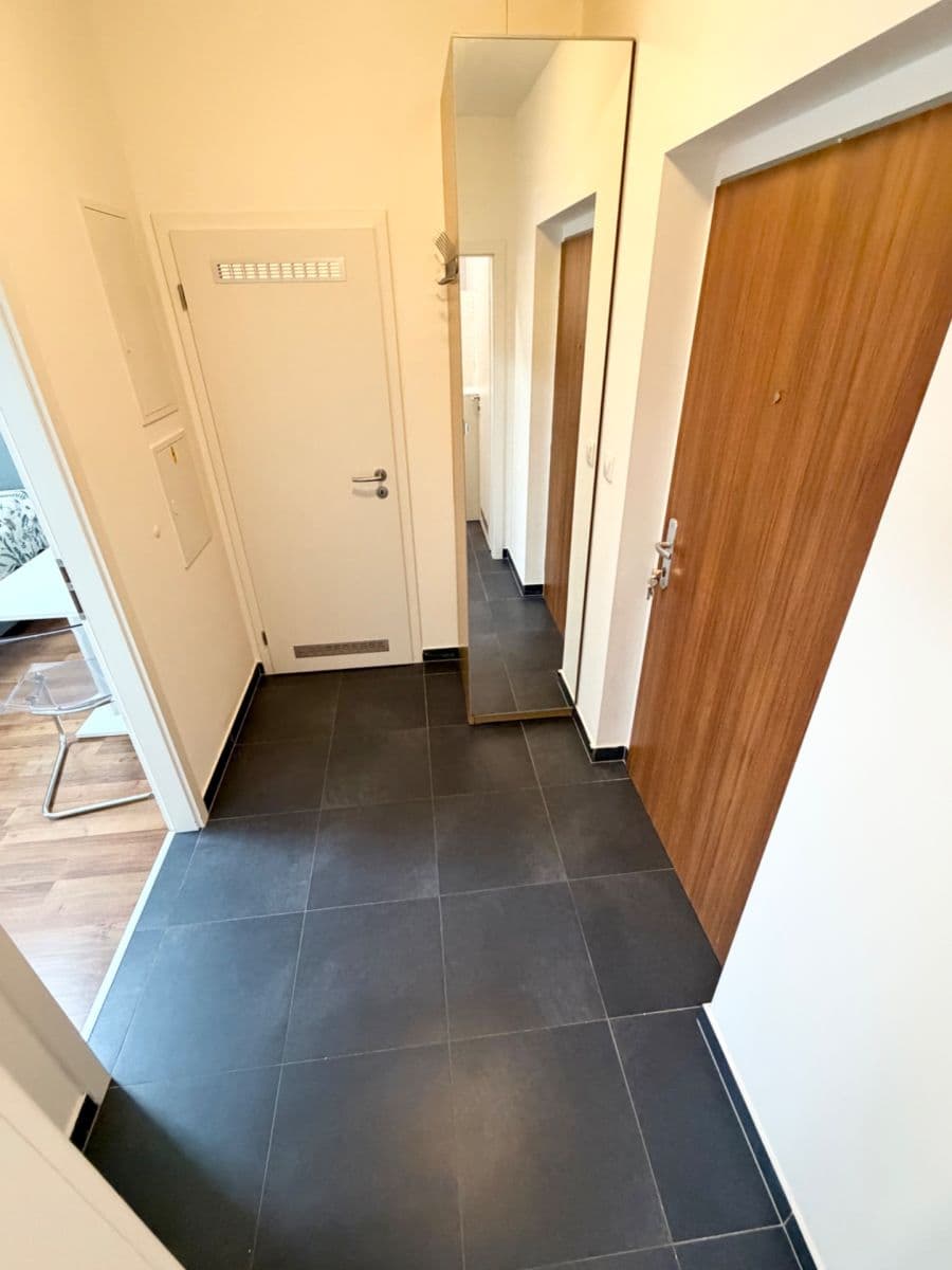 Prodej bytu 1+kk 38 m², Babická, Praha, Praha Prodej bytu 1+kk 38 m², Babická, Praha, Praha