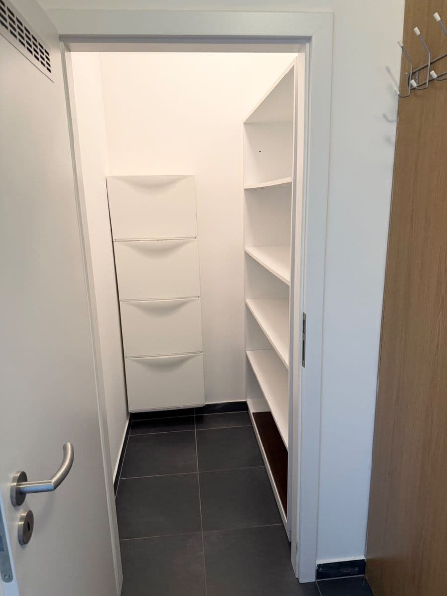 Prodej bytu 1+kk 38 m², Babická, Praha, Praha Prodej bytu 1+kk 38 m², Babická, Praha, Praha