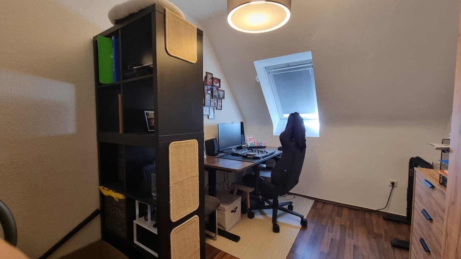 Pronájem bytu 3+1 63 m², Leinenstraße 30, Bielefeld, Severní Porýní-Vestfálsko Pronájem bytu 3+1 63 m², Leinenstraße 30, Bielefeld, Severní Porýní-Vestfálsko