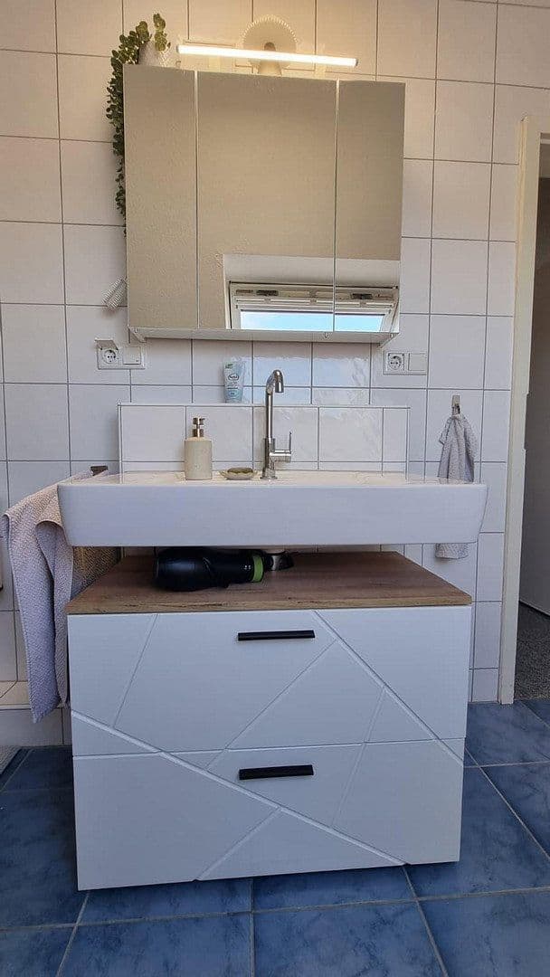 Pronájem bytu 3+1 63 m², Leinenstraße 30, Bielefeld, Severní Porýní-Vestfálsko Pronájem bytu 3+1 63 m², Leinenstraße 30, Bielefeld, Severní Porýní-Vestfálsko