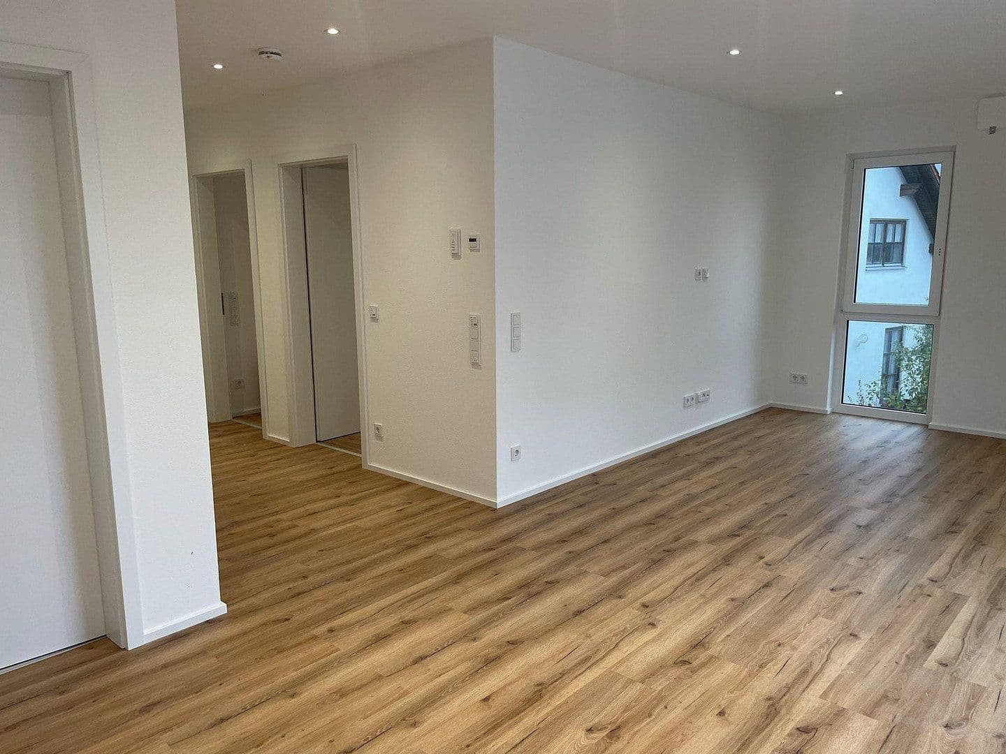 Pronájem bytu 3+1 74 m², Aldringenstraße 7, Ingolstadt, Bavorsko Pronájem bytu 3+1 74 m², Aldringenstraße 7, Ingolstadt, Bavorsko