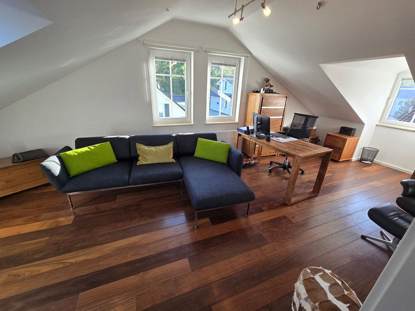 Prodej domu 160 m², pozemek 270 m², Notinger Weg 47 a, Hohenbrunn (Riemerling), Bavorsko Prodej domu 160 m², pozemek 270 m², Notinger Weg 47 a, Hohenbrunn (Riemerling), Bavorsko