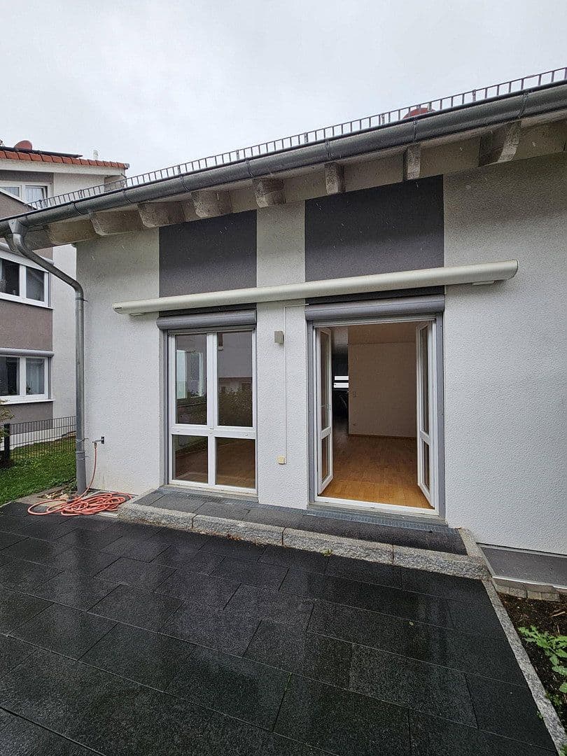 Pronájem domu 130 m², pozemek 190 m², Talstr. 21/6, Affalterbach, Bádensko-Württembersko Pronájem domu 130 m², pozemek 190 m², Talstr. 21/6, Affalterbach, Bádensko-Württembersko