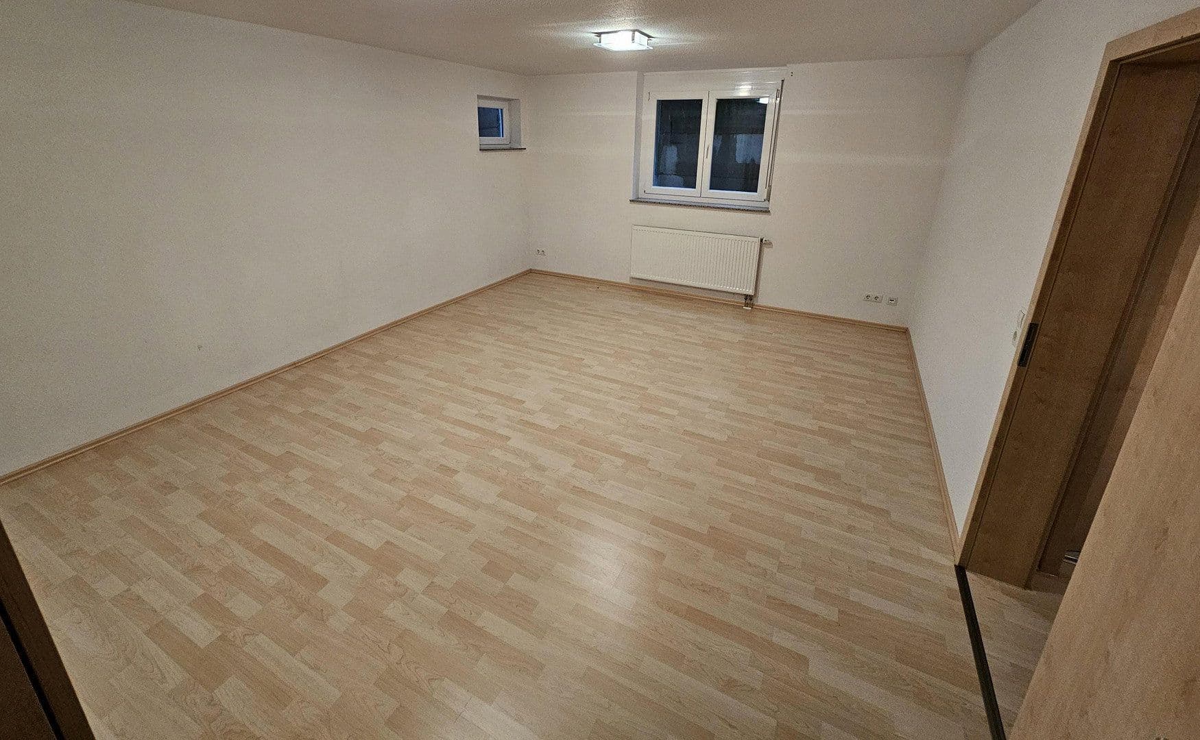 Pronájem domu 130 m², pozemek 190 m², Talstr. 21/6, Affalterbach, Bádensko-Württembersko Pronájem domu 130 m², pozemek 190 m², Talstr. 21/6, Affalterbach, Bádensko-Württembersko