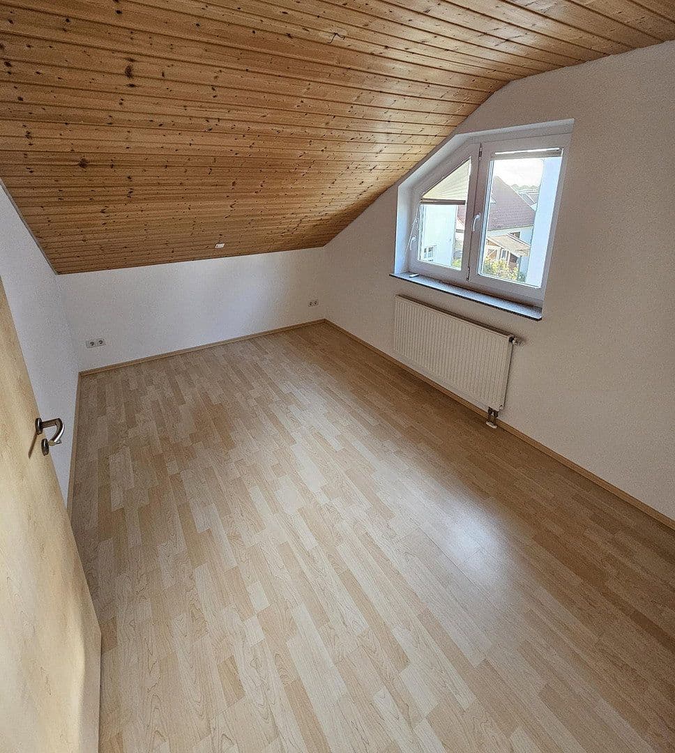 Pronájem domu 130 m², pozemek 190 m², Talstr. 21/6, Affalterbach, Bádensko-Württembersko Pronájem domu 130 m², pozemek 190 m², Talstr. 21/6, Affalterbach, Bádensko-Württembersko