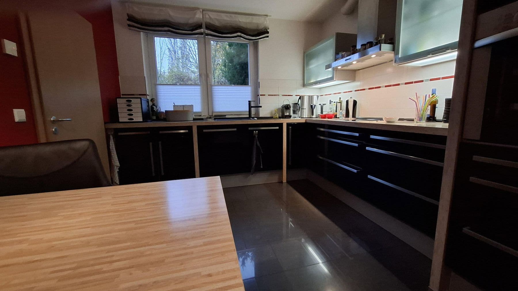 Prodej domu 148 m², pozemek 302 m², Am Hennebach 8a, Brühl, Severní Porýní-Vestfálsko Prodej domu 148 m², pozemek 302 m², Am Hennebach 8a, Brühl, Severní Porýní-Vestfálsko