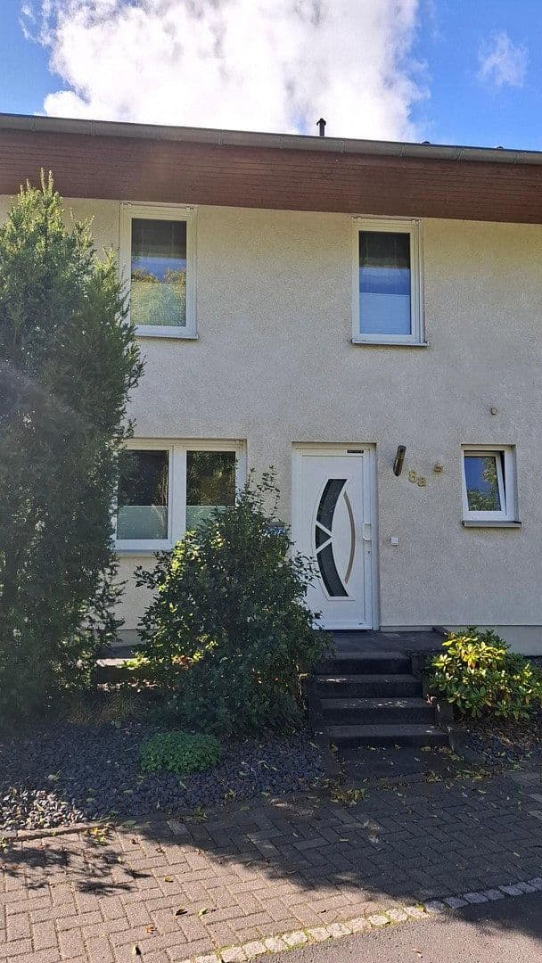 Prodej domu 148 m², pozemek 302 m², Am Hennebach 8a, Brühl, Severní Porýní-Vestfálsko Prodej domu 148 m², pozemek 302 m², Am Hennebach 8a, Brühl, Severní Porýní-Vestfálsko
