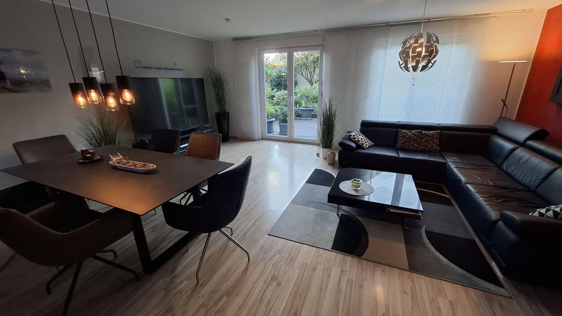 Prodej domu 148 m², pozemek 302 m², Am Hennebach 8a, Brühl, Severní Porýní-Vestfálsko Prodej domu 148 m², pozemek 302 m², Am Hennebach 8a, Brühl, Severní Porýní-Vestfálsko