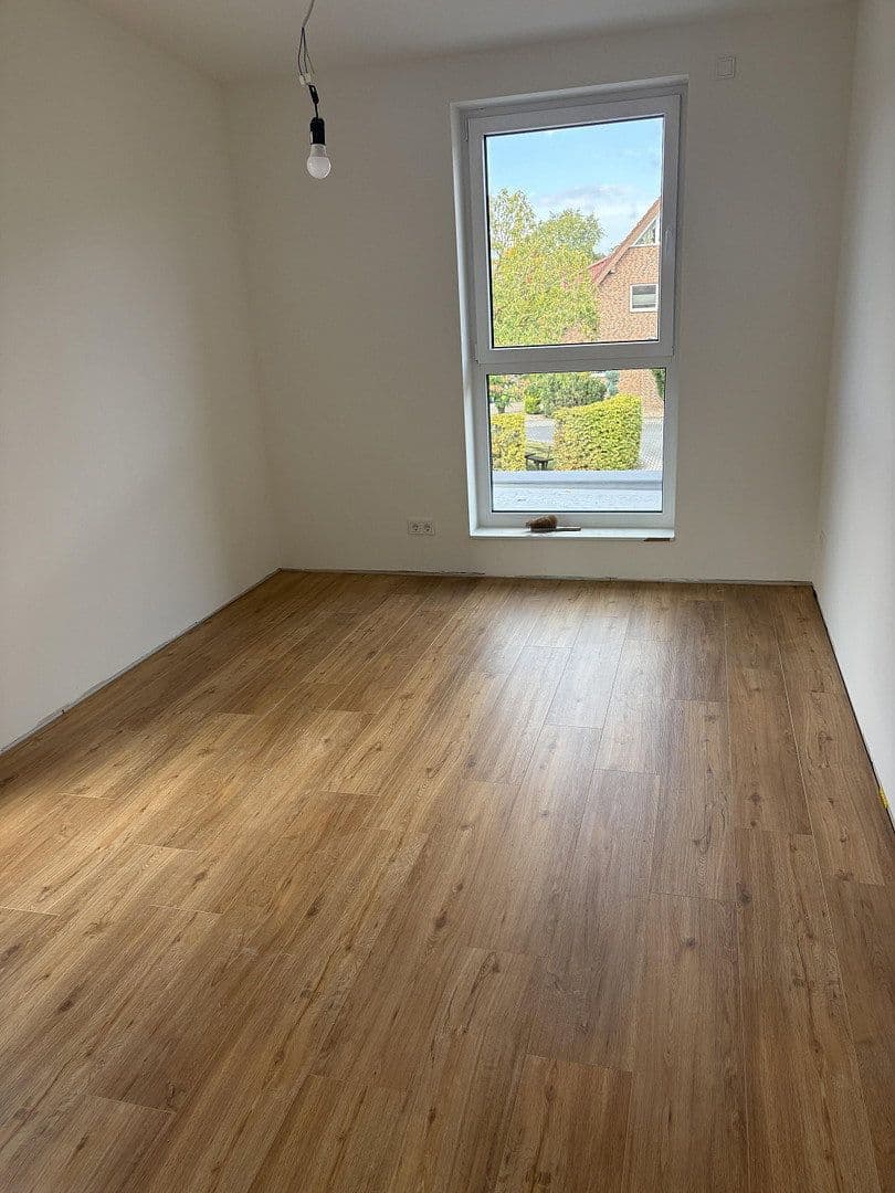 Pronájem domu 130 m², pozemek 345 m², Legden, Severní Porýní-Vestfálsko Pronájem domu 130 m², pozemek 345 m², Legden, Severní Porýní-Vestfálsko